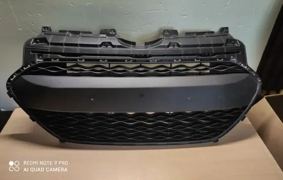 Hyundai i10 Dash center air vent grill 86569B900