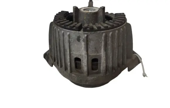 Mercedes-Benz E W212 Engine mount bracket A2122406317