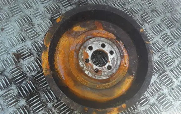 Volkswagen Golf V Flywheel R0301052710 JF33