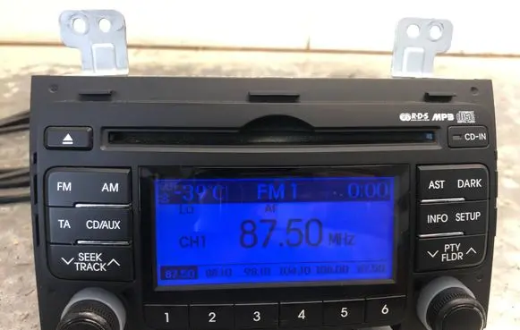 Hyundai i30 Radio/CD/DVD/GPS head unit 961602L200BILI 961602L200