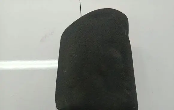 Volkswagen PASSAT B6 Front seat headrest 