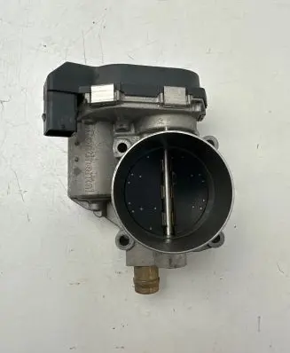 BMW 2 F22 F23 Throttle valve 7588625 4473523085 A2C83786800