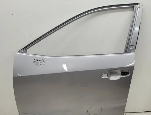 Toyota RAV 4 (XA50) Front door 