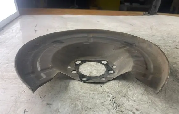 Opel Astra H Rear brake disc plate dust cover 