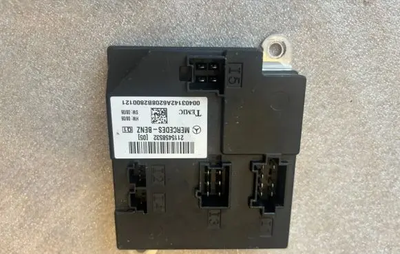 Mercedes-Benz E W211 Comfort/convenience module A2115458532 2115458628 2115458532