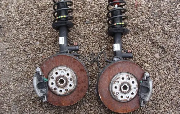 Volkswagen PASSAT CC Front wheel hub spindle knuckle