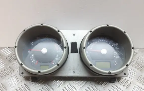 Volkswagen Polo III 6N 6N2 6NF Speedometer (instrument cluster) 1036049011