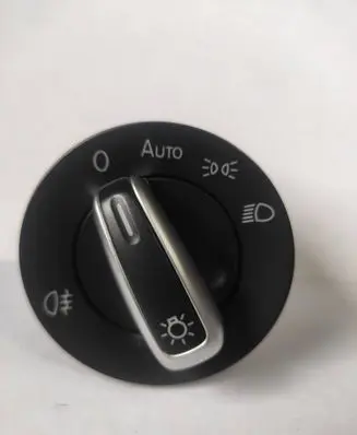 Volkswagen PASSAT CC Light switch 3C8941431
