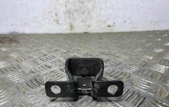 Peugeot 5008 II Tailgate/trunk/boot hinge