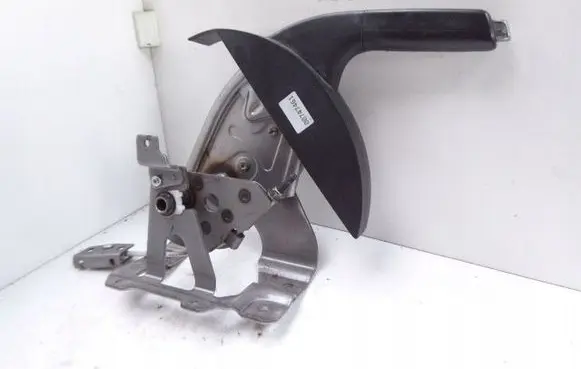 Nissan Qashqai Hand brake release handle 11319443