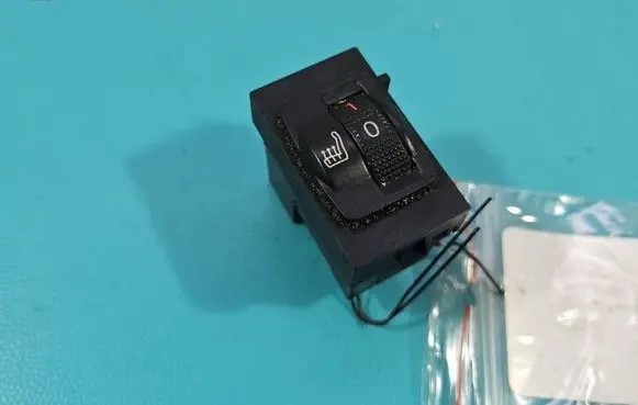 Peugeot 508 Seat control switch 98019840ZD IMPRK1529995