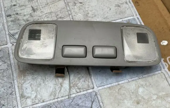 Toyota Avensis Verso Front seat light