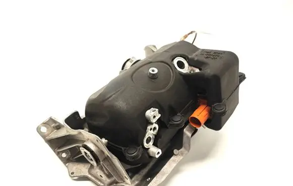 BMW 4 G22 G23 G24 G26 Air conditioning (A/C) compressor (pump) 5A69FB9