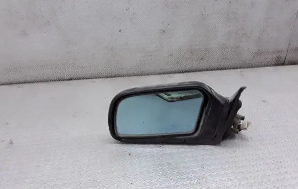 Mazda 626 Front door electric wing mirror E200734