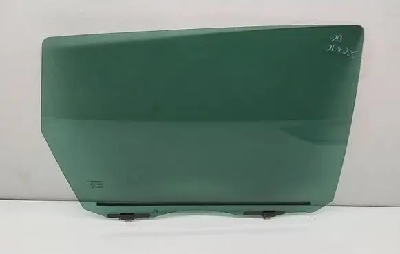 Renault Scenic III - Grand scenic III Rear door window glass 823000011R