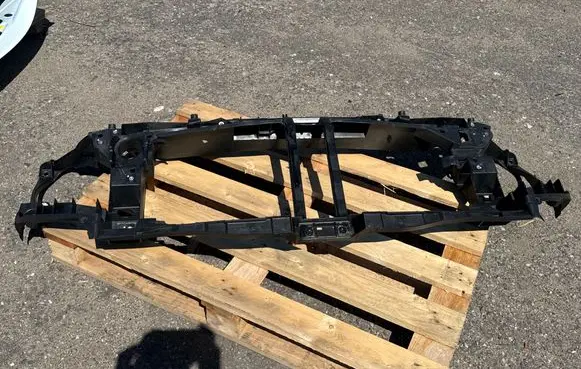 Renault Master III Top upper radiator support slam panel 8200721895
