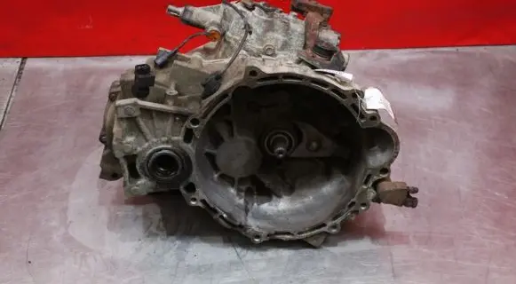 Manual 6 speed gearbox