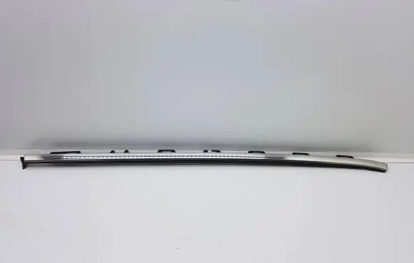 Peugeot 208 Rear door glass trim molding 9674616580