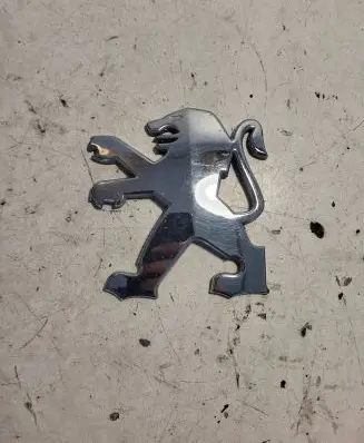 Peugeot 308 Manufacturers badge/model letters 85012 8501