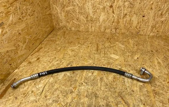 Audi A4 S4 B9 Air conditioning (A/C) pipe/hose 8W0816743B