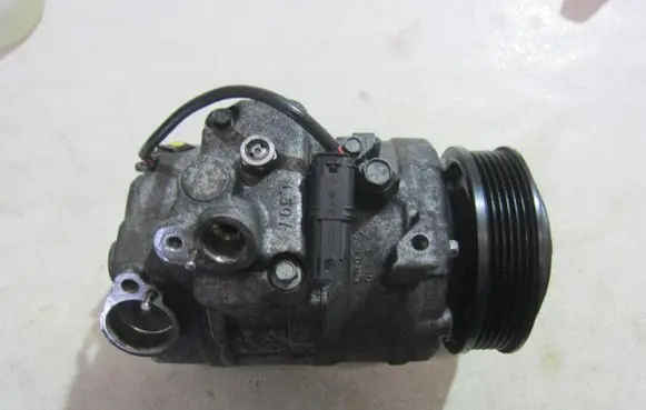 BMW X3 F25 Air conditioning (A/C) compressor (pump) 9216467