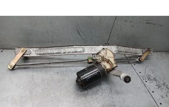 Volkswagen Polo II 86C 2F Front wiper linkage 0390246133