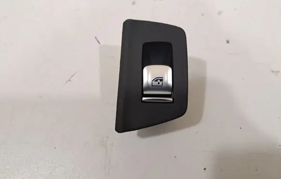 BMW 5 G30 G31 Electric window control switch 9299457 2844356