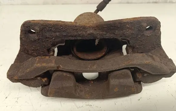 Mazda 6 Front brake caliper