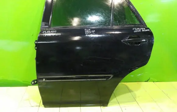 Lexus RX 300 Rear door 