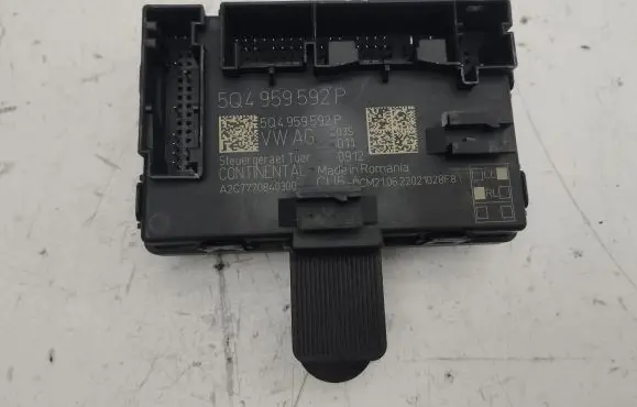 Audi A1 Door control unit/module 5Q4959592P