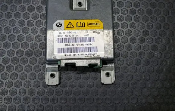 BMW 5 E60 E61 Airbag control unit/module 6942100 S16942100010 03B223MA26539
