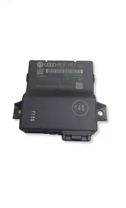 Audi A5 8T 8F Gateway control module 8R0907468C 91441Y80F111A