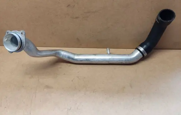 BMW 5 F10 F11 Engine coolant pipe/hose 11537583939 7583939