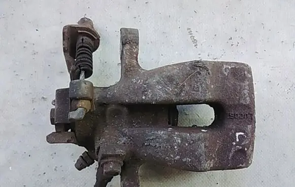 Opel Astra H Rear brake caliper