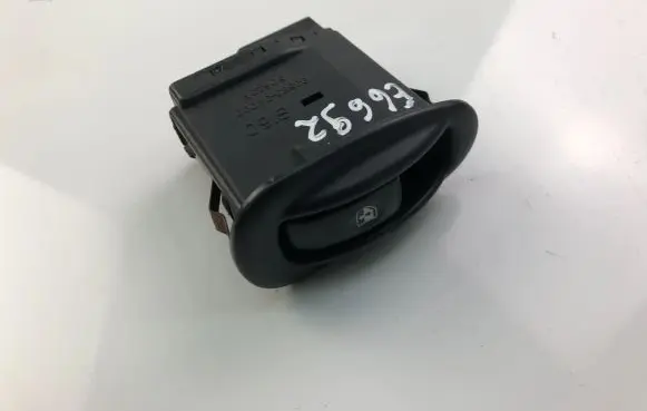 Hyundai Sonata Electric window control switch 9358034000