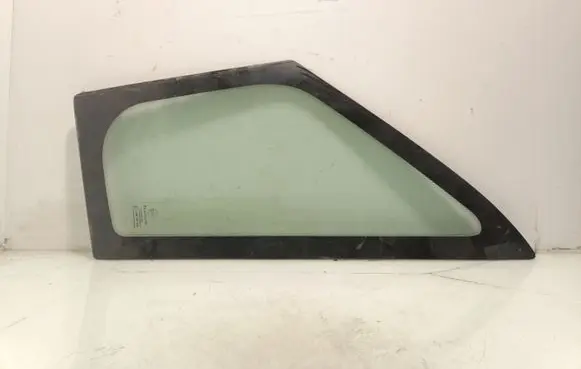 Peugeot Boxer Front vent window/glass (coupe) AS2