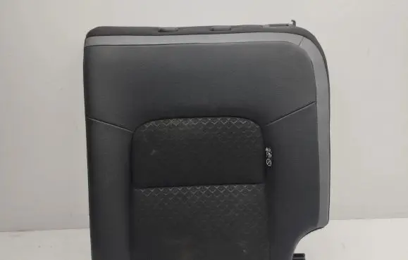 Nissan Juke II F16 Rear seat 
