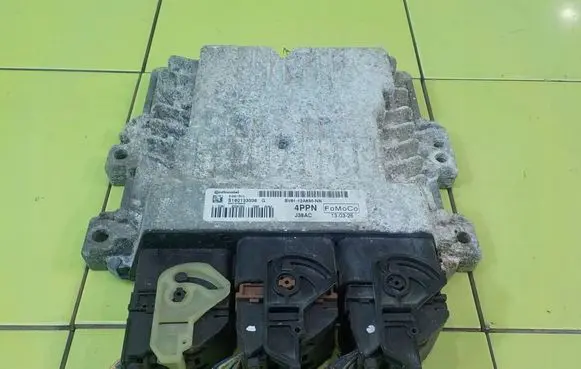 Ford Focus Engine control unit/module BV6112A650NN