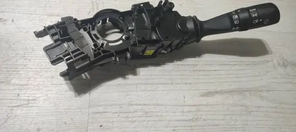 Toyota C-HR I Indicator stalk 17F652