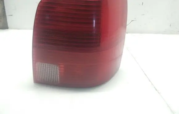 Volkswagen PASSAT B5 Rear/tail lights