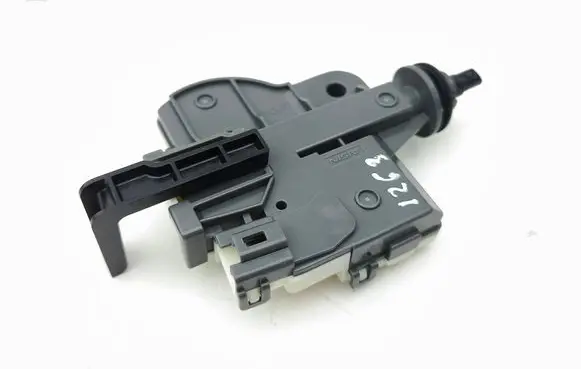 Toyota RAV 4 (XA50) Fuel tank cap lock motor 