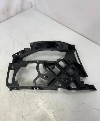 Volkswagen Golf VII Front bumper mounting bracket 5G0807724F