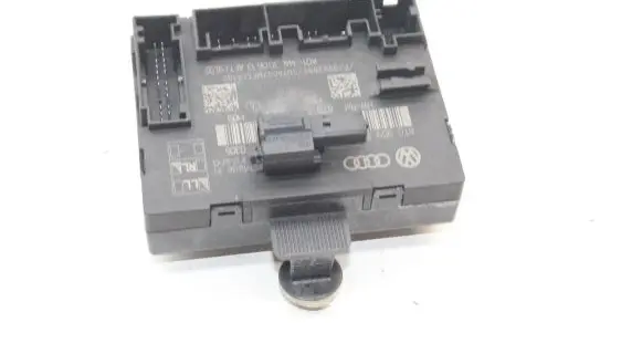 Audi A4 S4 B8 8K Door control unit/module 8T0959793F