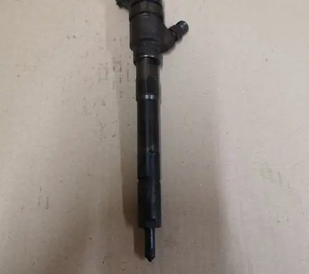 Hyundai Tucson JM Fuel injector 0445110258
