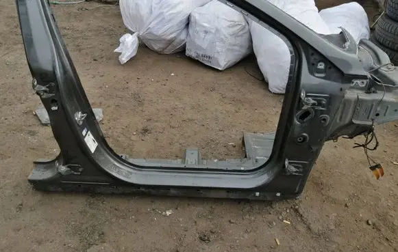 Ford Mondeo MK V Sill 