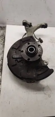 Audi A4 S4 B7 8E 8H Front wheel hub spindle knuckle 8e0615311A