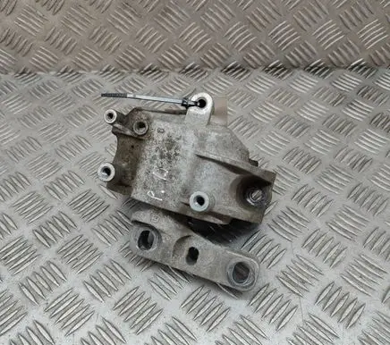 Volkswagen Golf VI Engine mount bracket 1K0199262CB