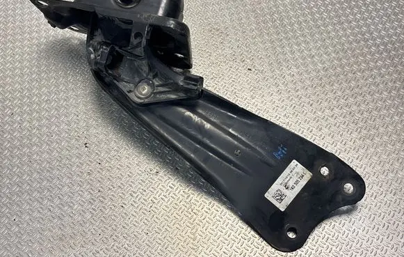 Volkswagen PASSAT B8 USA Rear upper control arm/wishbone 1K0505224L 1K0505130L