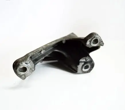 Audi A6 S6 C6 4F Engine mounting bracket 4F0199307N