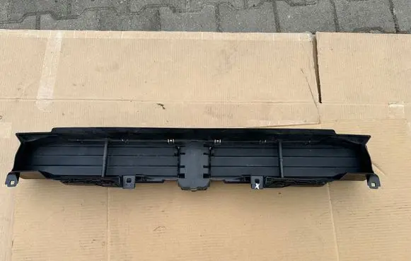 BMW iX3 G08 Radiator trim 5A22690 1459773 11215513